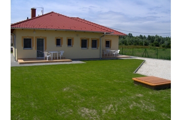 Hungary Privát Kehidakustány, Exterior